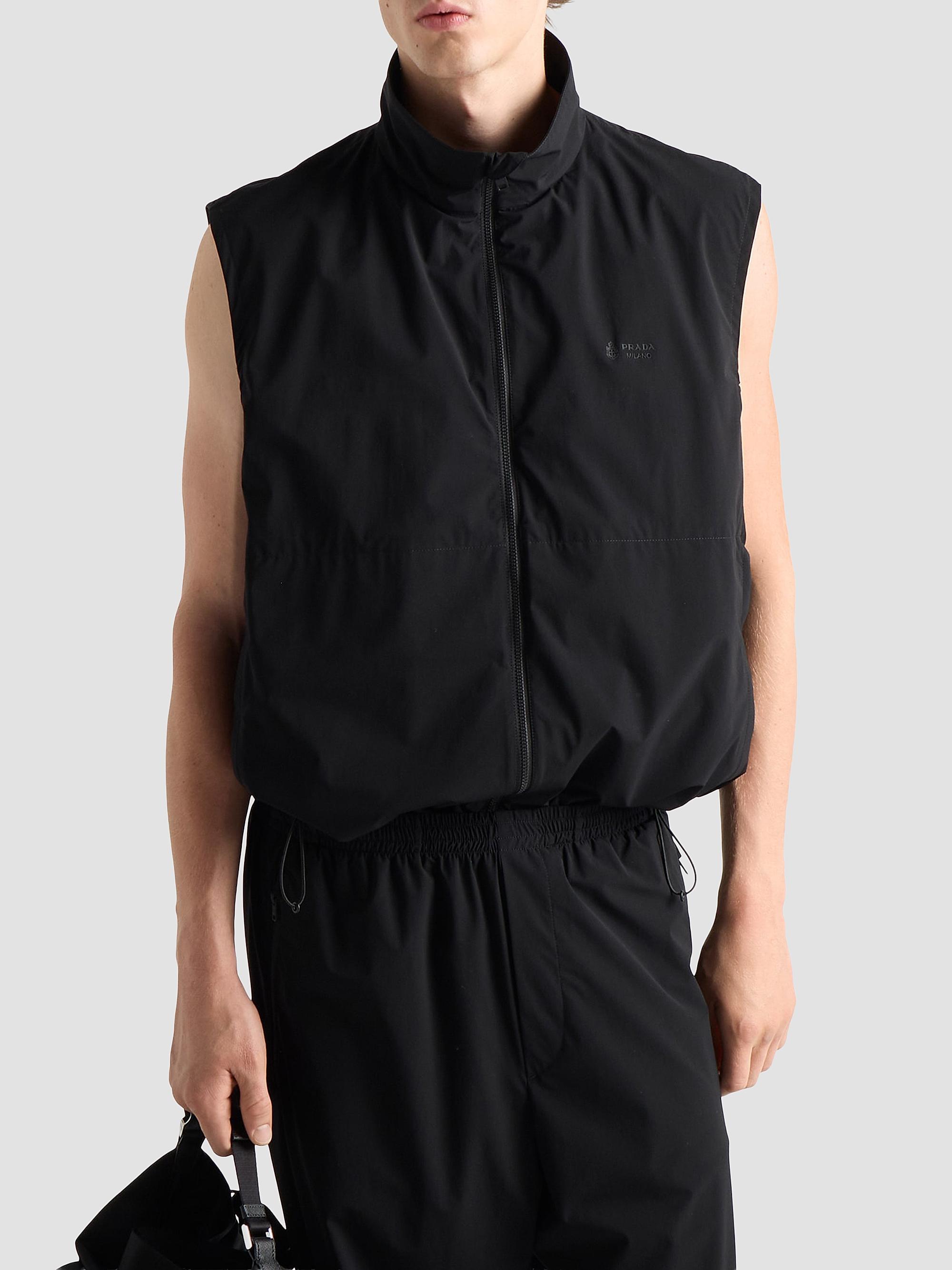 SALEプラダ　ダブルポケット ナイロン ベスト Prada Re-Nylon Vest | Saks Fifth Avenue