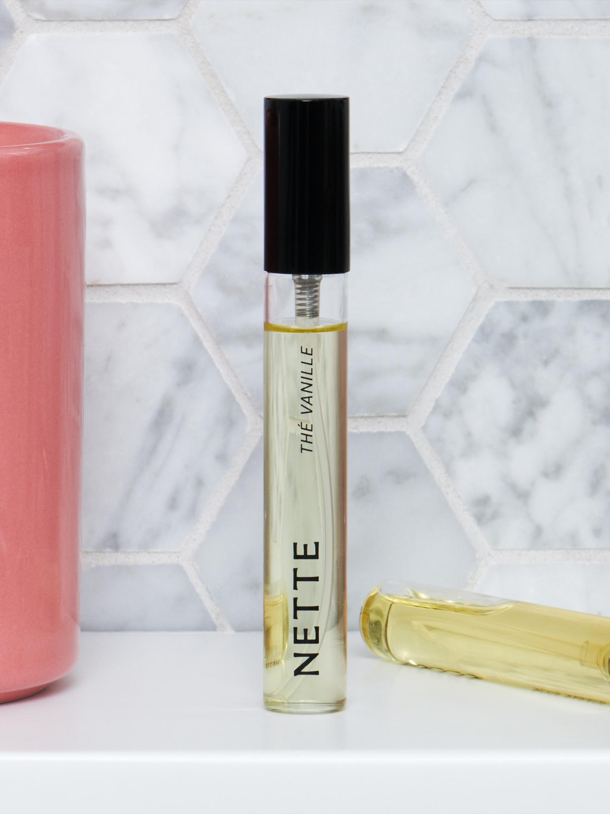 Nette NYC Thé Vanille Eau de Parfum Travel Spray 0.3 oz | Thumbnail 4