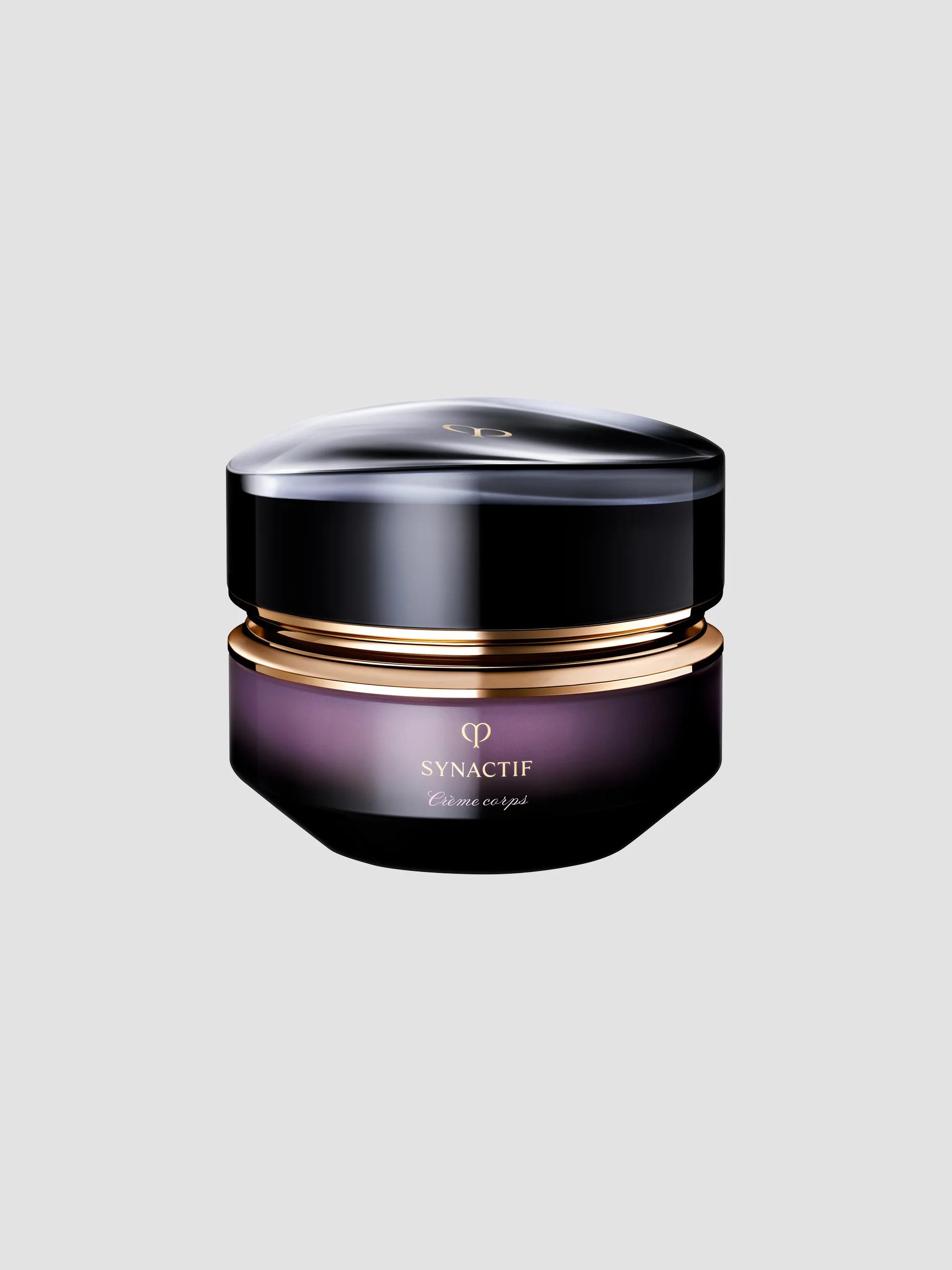 Clé de Peau Beauté Refining Pressed Powder | Saks Fifth Avenue