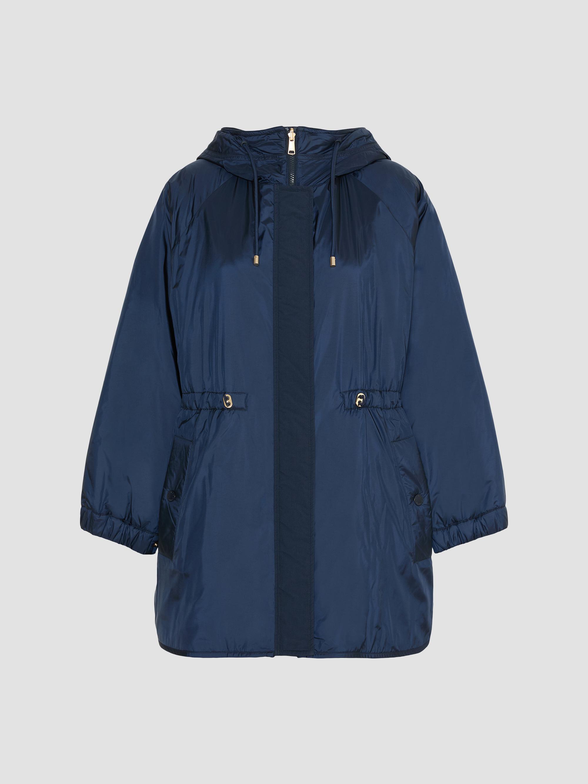 'S Max Mara リバーシブル ネイビー スプリングフードコート Weekend Max Mara Reversible Water Repellent Canvas Padded Parka
