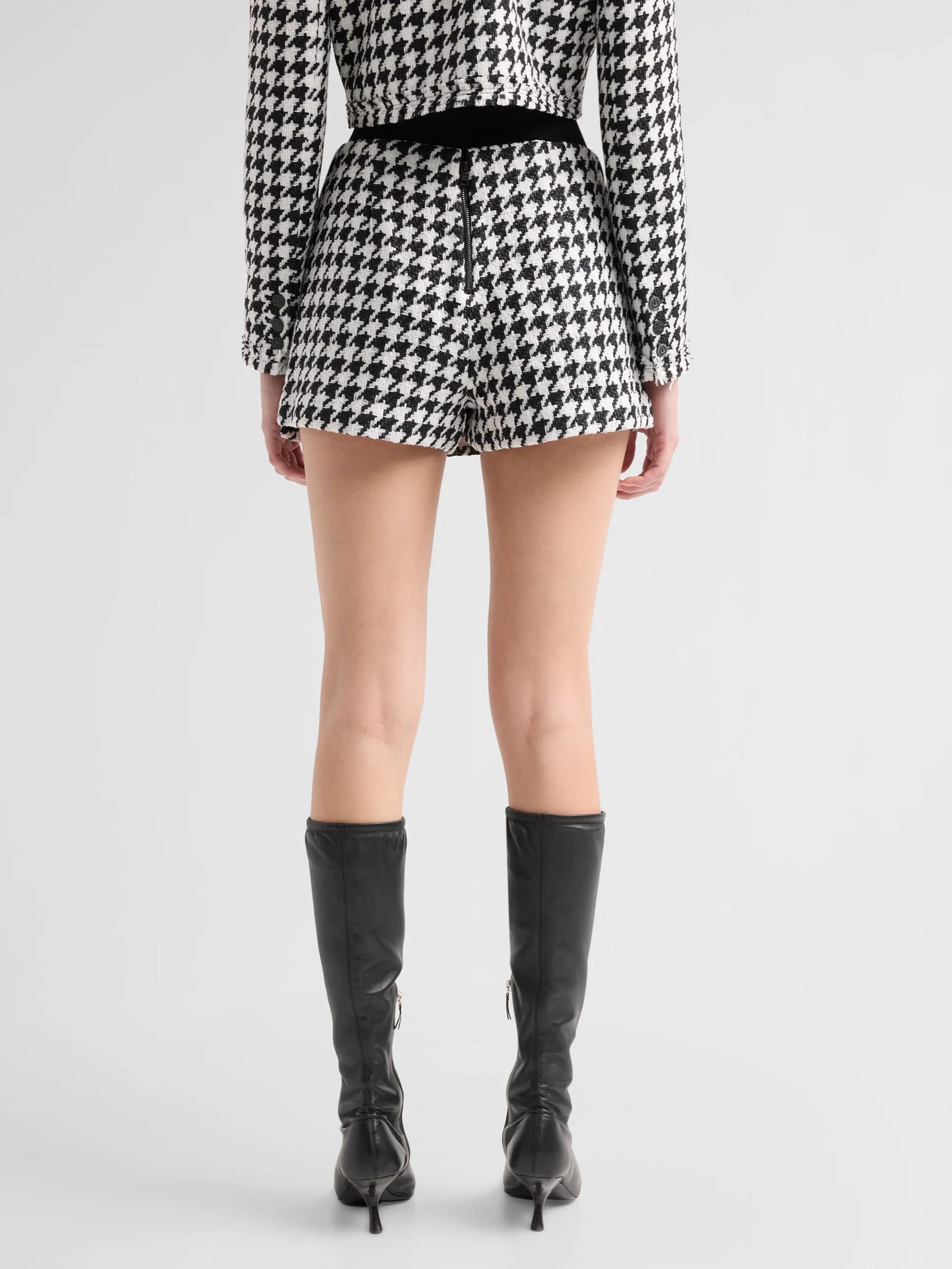 ALICE + OLIVIA Lakelyn Houndstooth Mini Skort | Saks Fifth Avenue