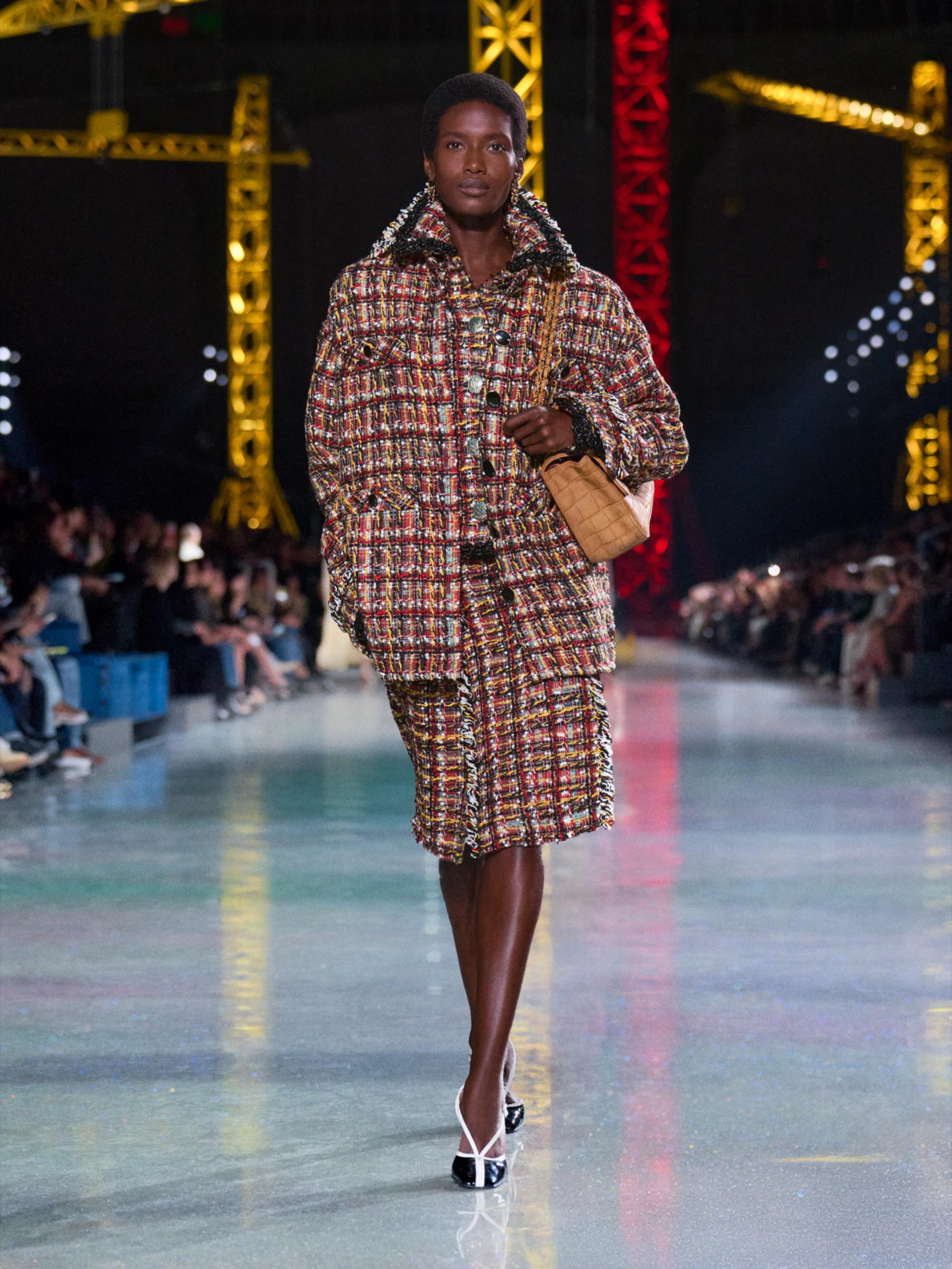 FALL WINTER 2026 COLLECTION READY-TO-WEAR | Saks Fifth Avenue