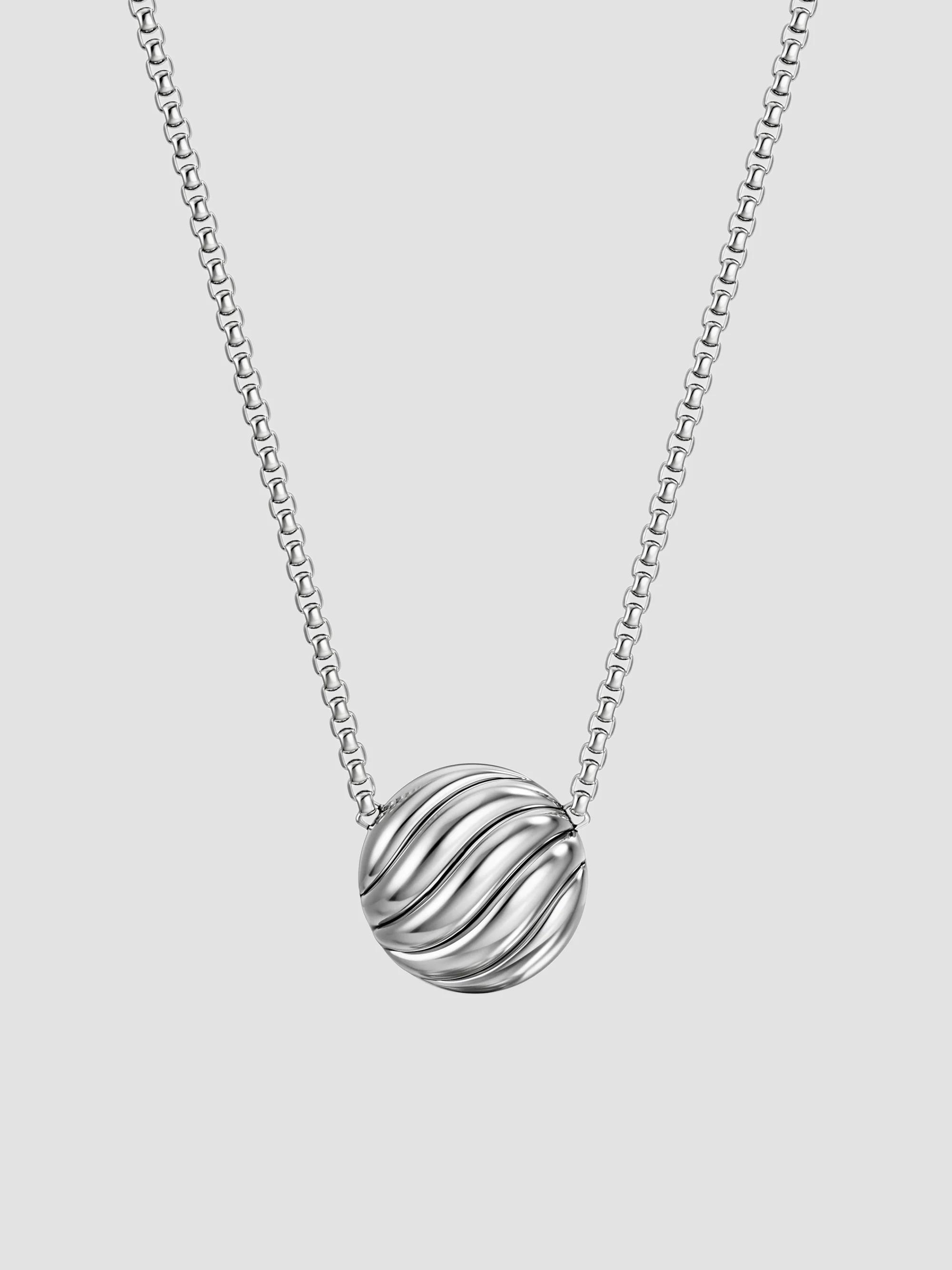 David Yurman Women's Sculpted Cable Pendant Necklace in Sterling Silver, 10MM - Silver - Size 17