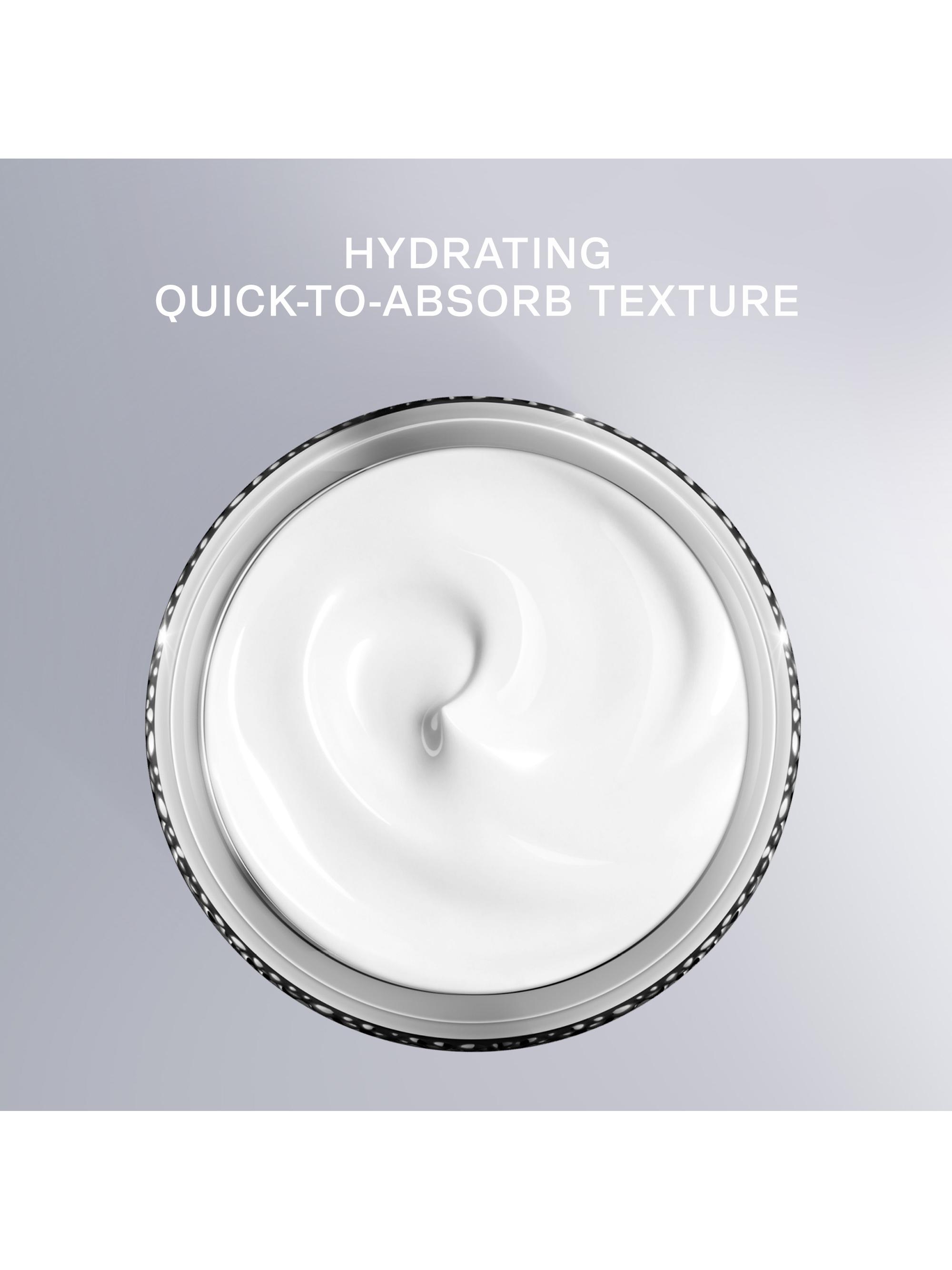 La Prairie White Caviar Crème Extraordinaire | Saks Fifth Avenue