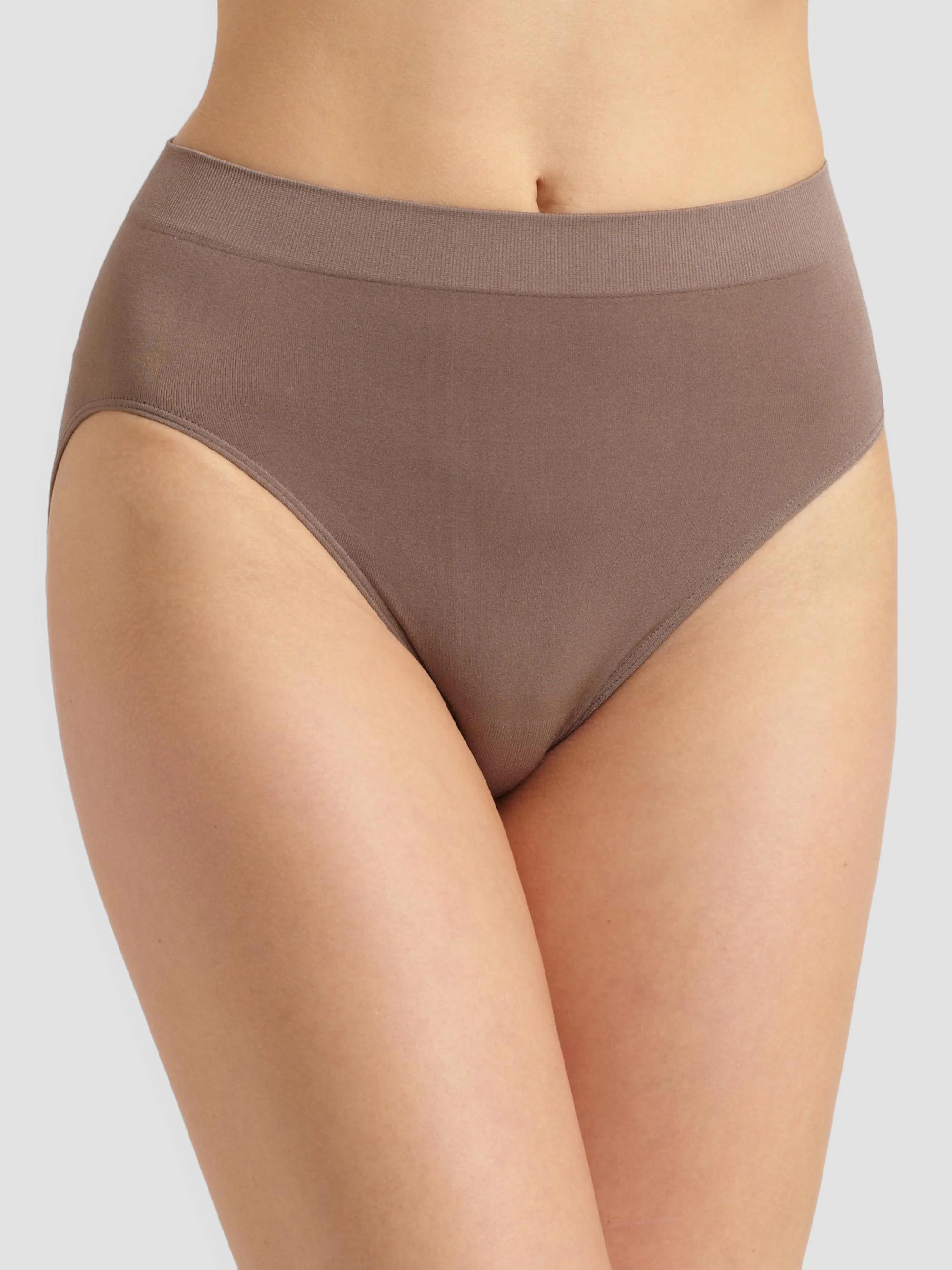 Wacoal Women's B-Smooth Hi-Cut Brief - Cappuccino - Size Large