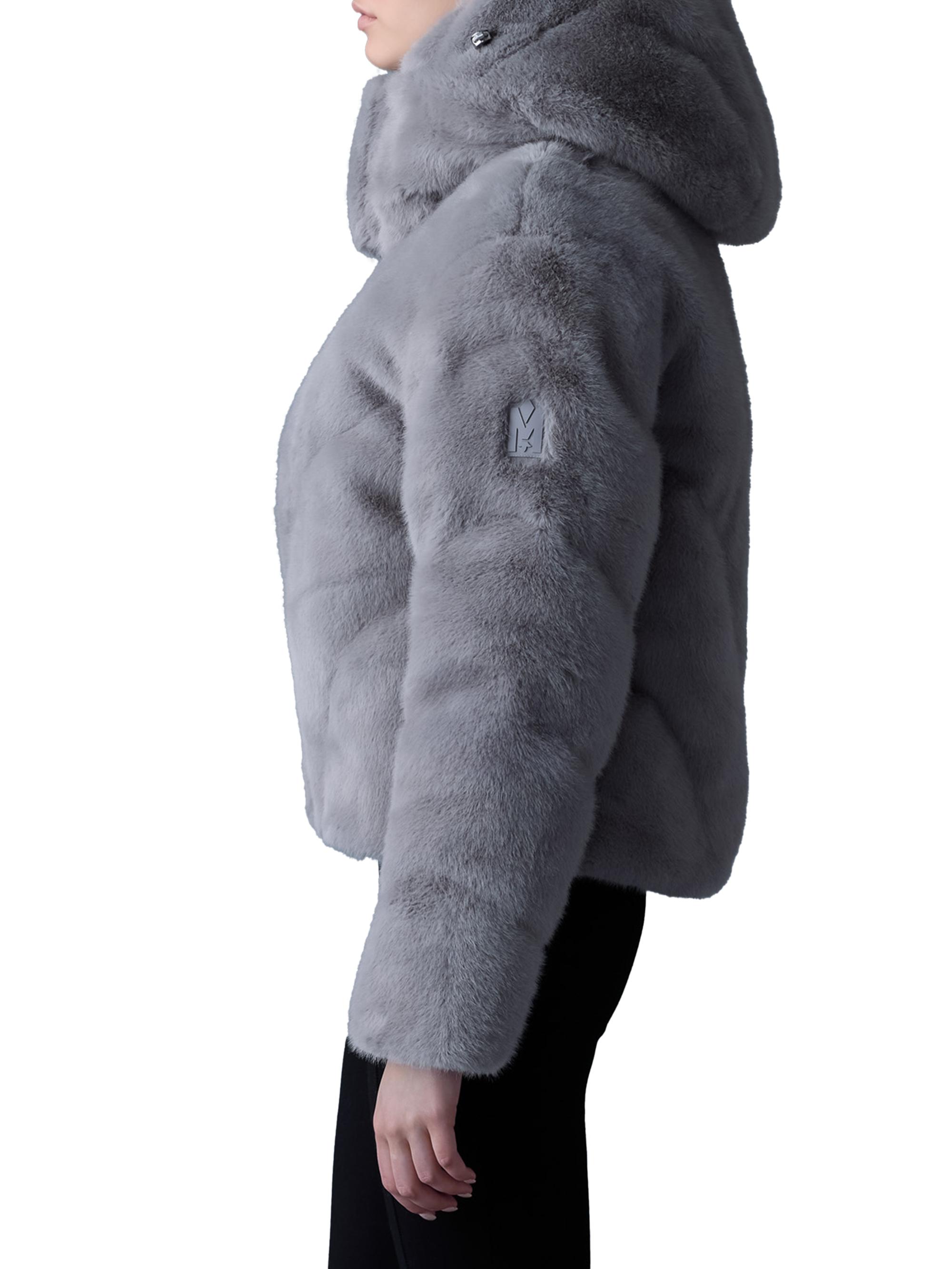 【超美品】HYKE FAUX FUR REVERSIBLE JACKET S Wvapzxx Women's Faux Fur Coat Winter Warm Fur Windbreaker