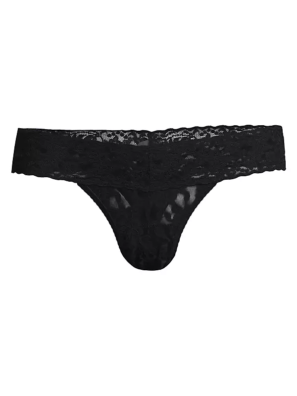 Signature Lace Low-Rise Lace Thong