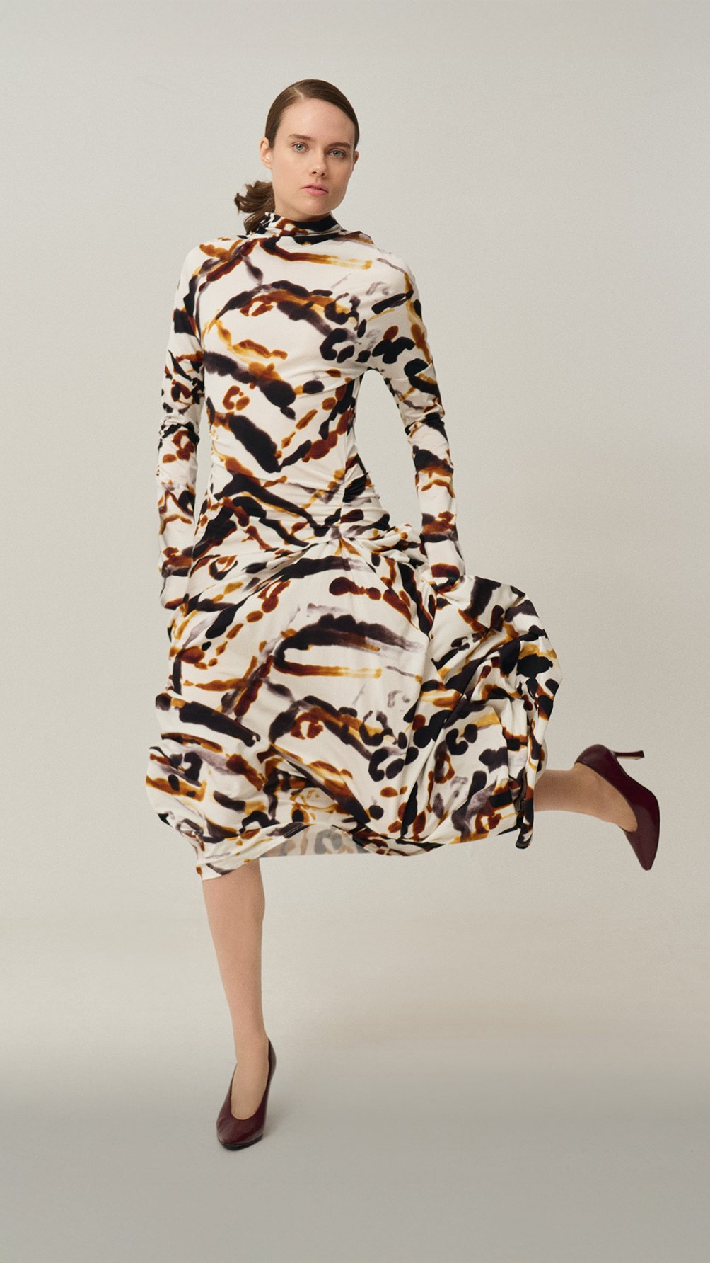 SALE *Badgley Mischka* ビーズ装飾オフィショルダードレス Lilly Pulitzer x Badgley Mischka O'Hara Halter Dress | Lilly